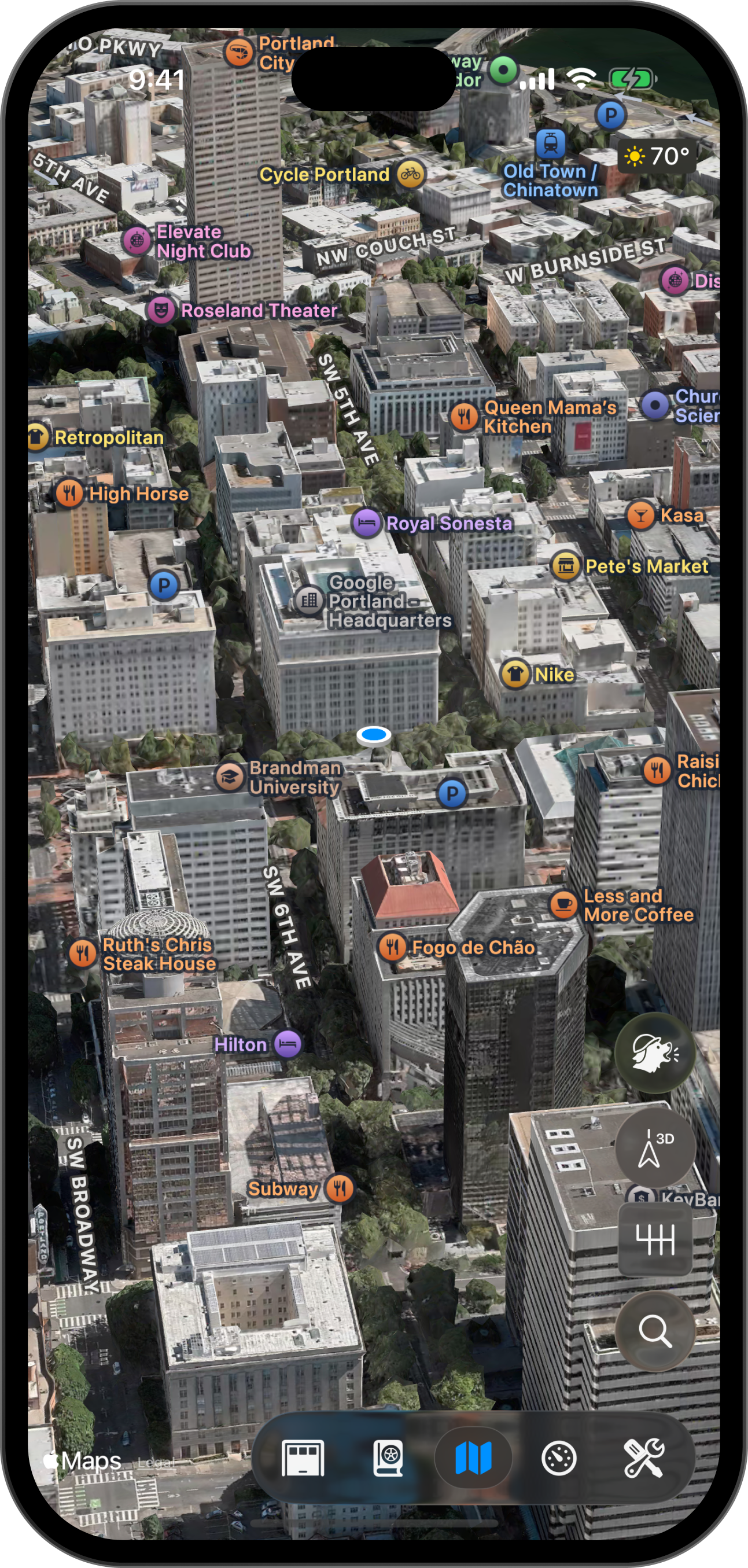 Satellite and 3D terrain: See beautiful, detailed renderings of the world around you on both your phone and CarPlay.